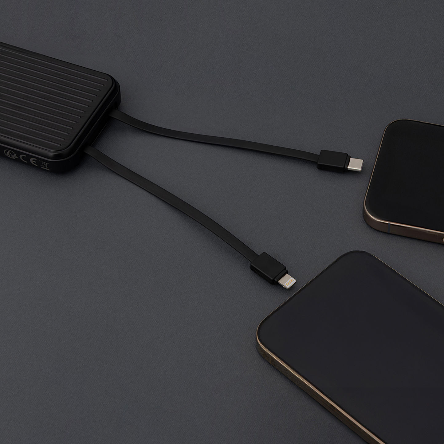 Ekstern batteri MaXlife MXPB-06, 10000mAh, 22.5W, QC + PD, 1 x Lightning - 2 x USB-A - 2 x USB-C, Sort