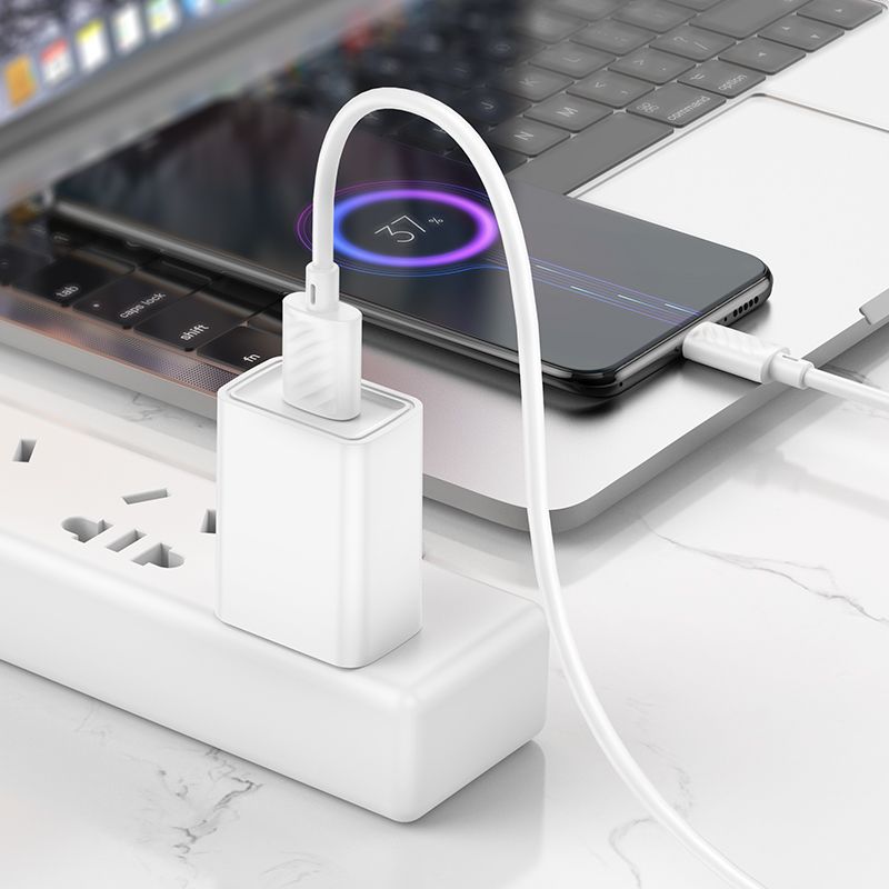 HOCO X88 USB-A - microUSB data- og opladningskabel, 18W, 1m, hvid