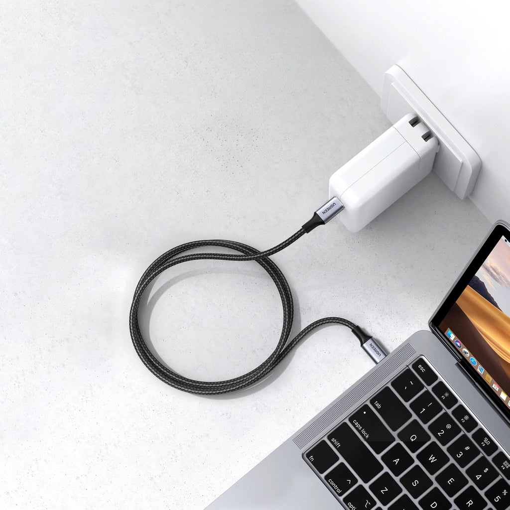 Data- og opladningskabel USB-C - USB-C UGREEN US316, 100W, 0,5m, Grå