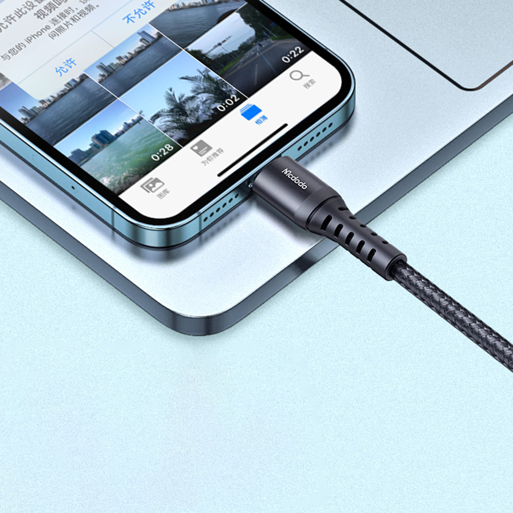 Data- og opladningskabel USB-A - Lightning McDodo CA-2261, 18W, 1m, Sort