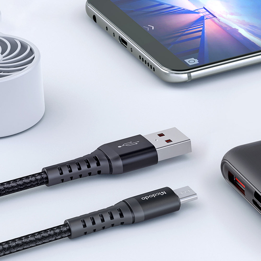 Data- og opladningskabel USB-A - microUSB McDodo CA-2281, 18W, 1m, Sort