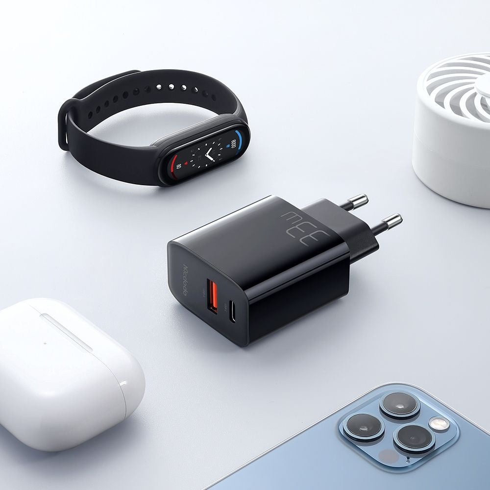 McDodo CH-0921 Netværksoplader, 33W, 3A, 1 x USB-A - 1 x USB-C, Sort