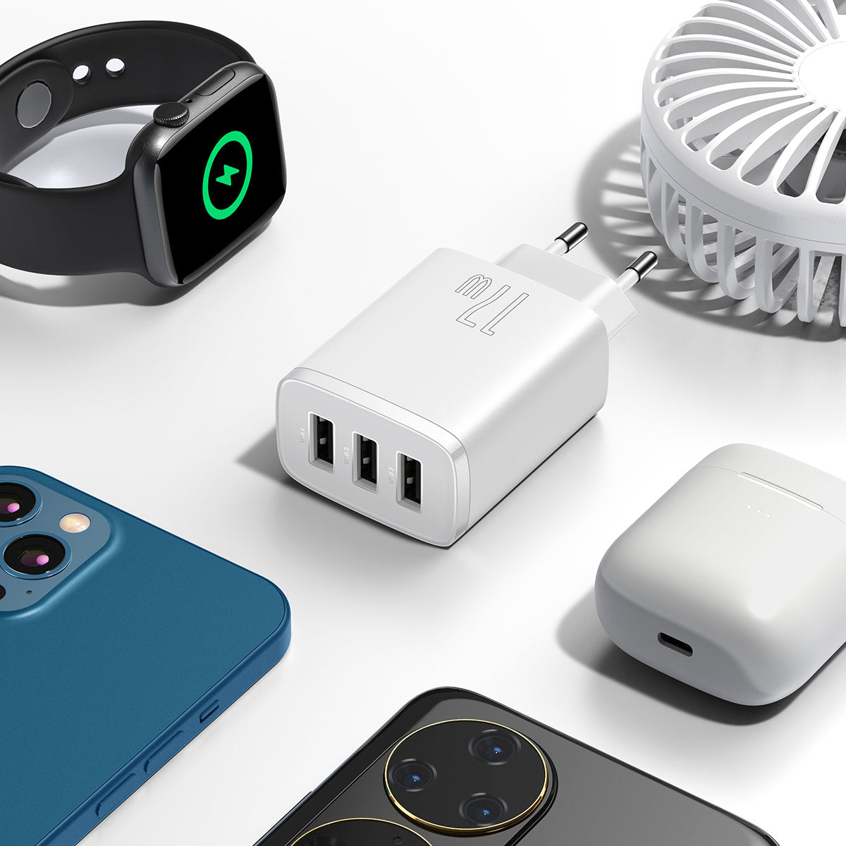 Baseus kompakt netværkslader 3U, 17W, 2,1A, 3 x USB-A, hvid CCXJ020102