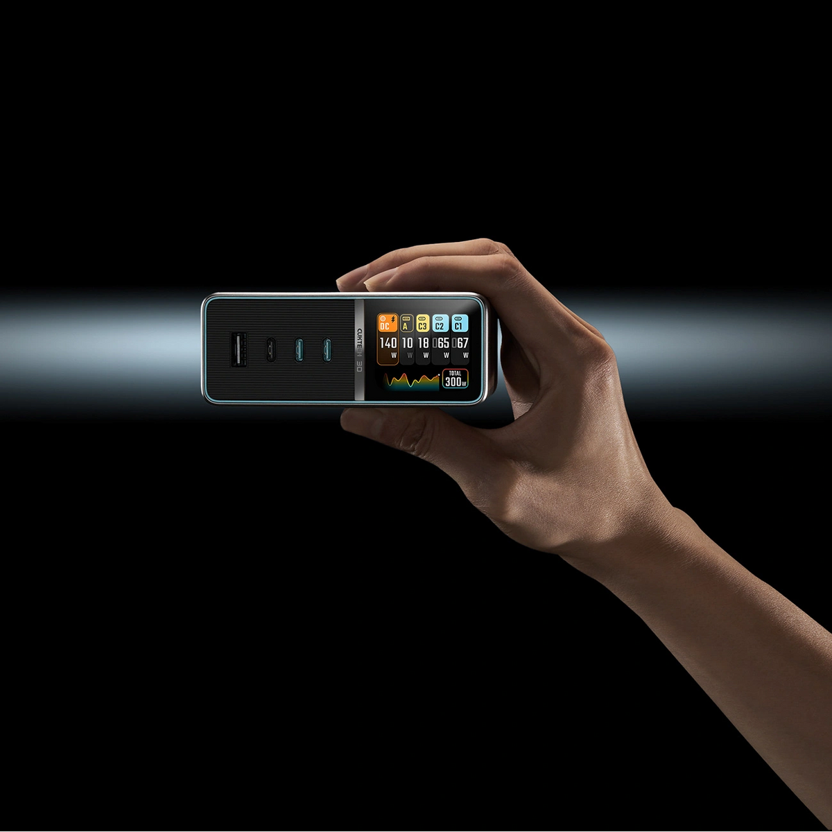 Cuktech TA3005U opladningsstation, 300W, 1 x DC - 1 x USB-A - 3 x USB-C, Grå