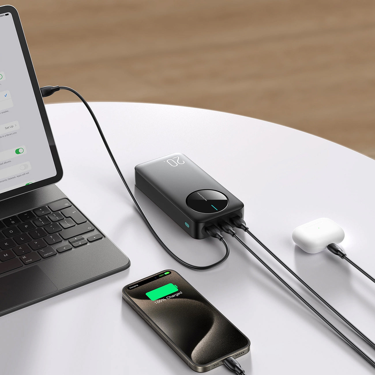 Ekstern batteri Joyroom JR-PBF14, 20000mAh, 12W, 1 x USB-C - 2 x USB-A, Sort
