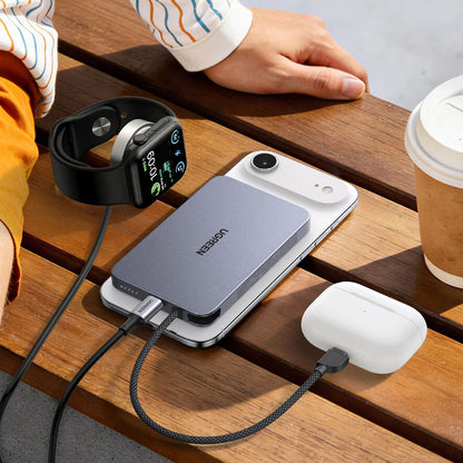 UGREEN PB570 trådløs powerbank (75982B), 10000 mAh, 30 W, PD + FQI, 1 x Qi – 2 x USB-C, grå