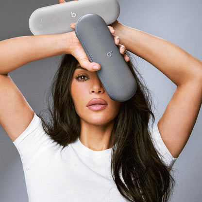 Bærbar Bluetooth-højttaler Beats Pill Kim Kardashian Edition, Grå MAX24ZM/A