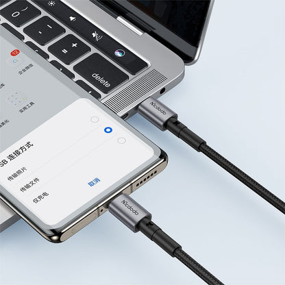 Data- og opladningskabel USB-C - USB-C McDodo CA-3130, 65W, 1m, Sort