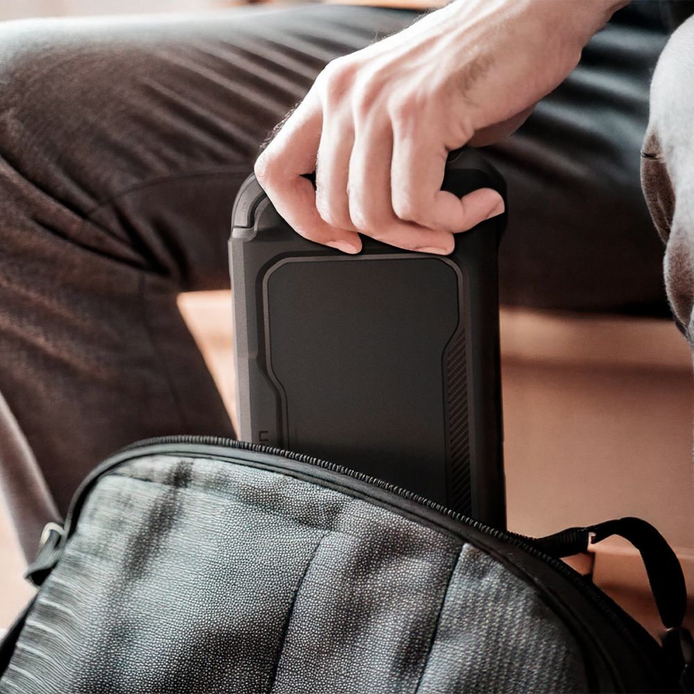 Spigen Rugged Armor Beskyttelsescover til Nintendo Switch 2, Sort ACS09075