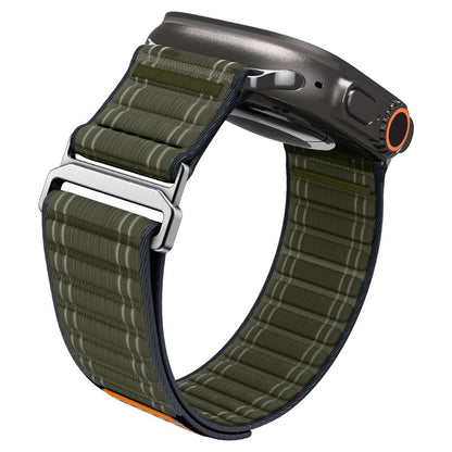 Spigen WBF0 rem til Apple Watch 49mm / 46mm / 45mm / 44mm serien, Grøn