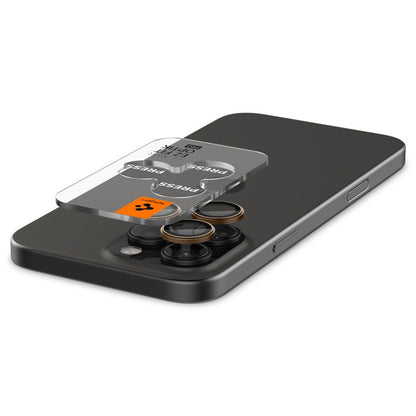 Bagsidekamera beskyttelsesfilm Spigen GlastR EZ FIT Optik Pro til Apple iPhone 16 Pro, Hærdet Glas, Sæt med 2 stykker, Bronze AGL08862