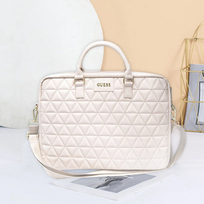 Guess Quilted taske til 15 tommer laptop, Pink