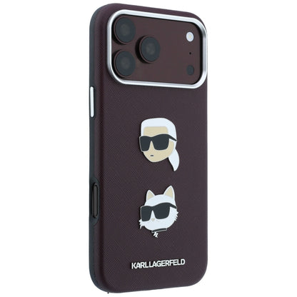 Cover til Apple iPhone 18 Pro / 17 Pro, Karl Lagerfeld, Saffiano med Karl & Choupette Hoved-pin og Logo, Vinrød