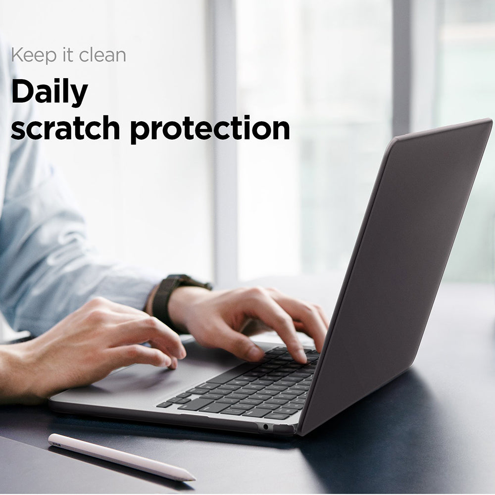 Spigen Airskin-etui til Apple MacBook Air 13 tommer (2026) / (2025) / (2024) / (2022), Sort Satin ACS11531