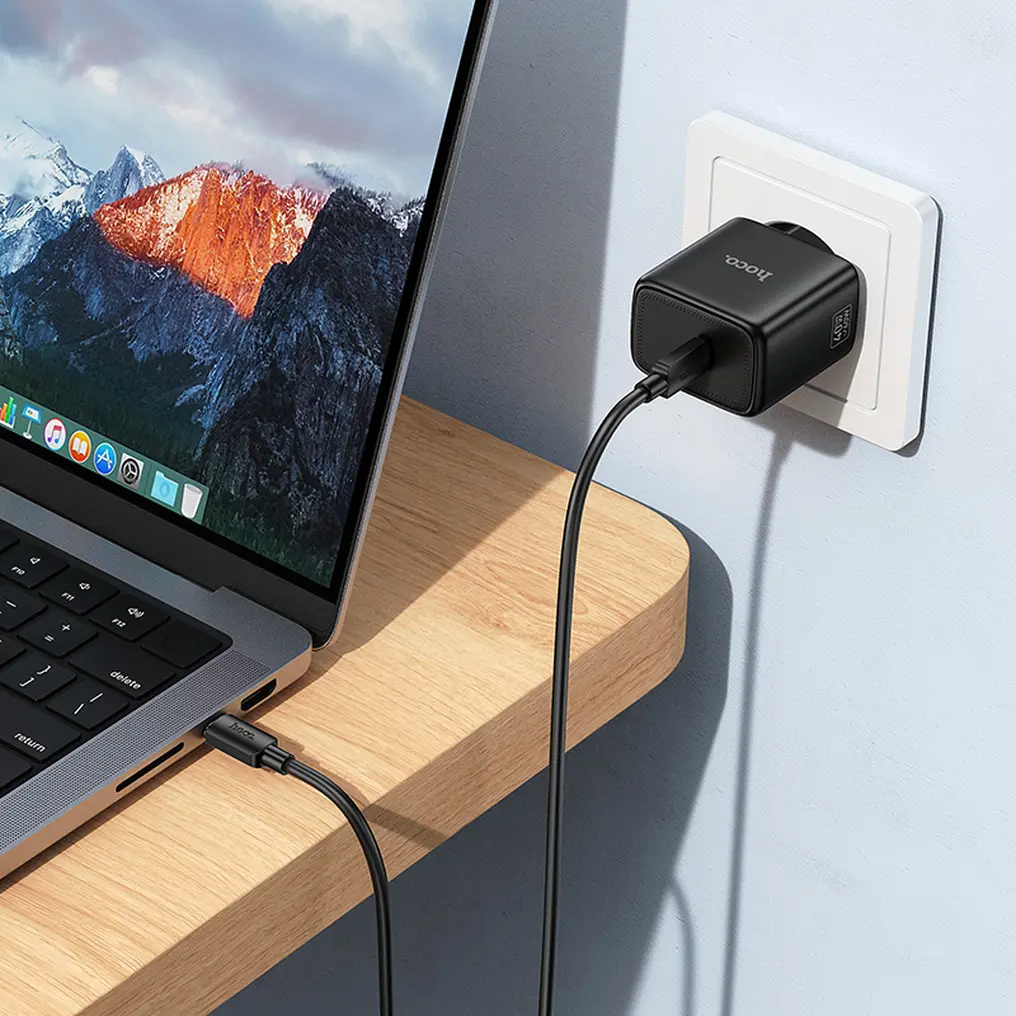 HOCO N83 Netadapter, 40W, 3A, 1 x USB-C, Sort
