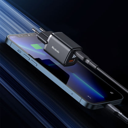 McDodo CH-1701 Graphite Display Netværksoplader, 33W, 3A, 1 x USB-A - 1 x USB-C, Sort