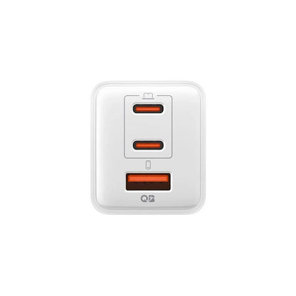 Spigen EE473EU Essential netværksoplader, 47W, 3A, 1 x USB-A - 2 x USB-C, Hvid ACH09464