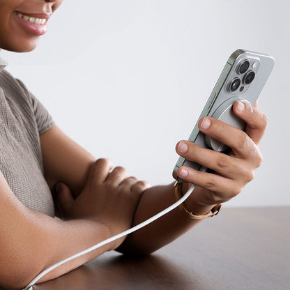 Trådløs netværksoplader ESR HaloLock, 15W, 1.67A, Sølv