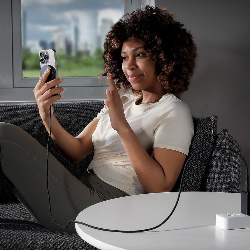 Trådløs netværksoplader ESR HaloLock, 15W, 1.67A, Sort