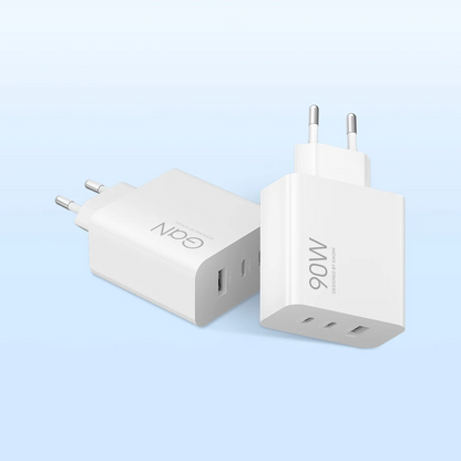 Xiaomi netværksoplader, 90W, 6.1A, 1 x USB-A - 2 x USB-C, Hvid BHR087MEU