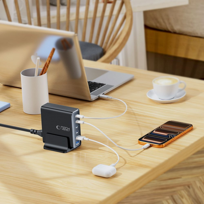 Opladerstation Tech-Protect DC160W-GAN, 160W, 5A, 2 x USB-A - 4 x USB-C, Sort