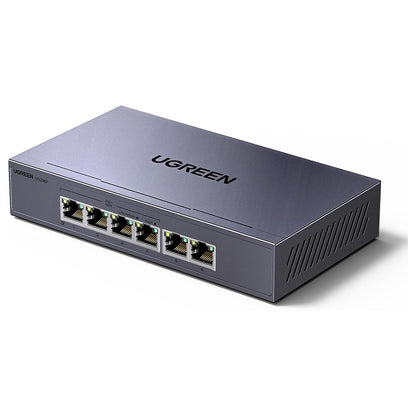 UGREEN CM741 netværksswitch (35371EU), grå