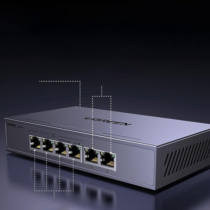 UGREEN CM741 netværksswitch (35371EU), grå